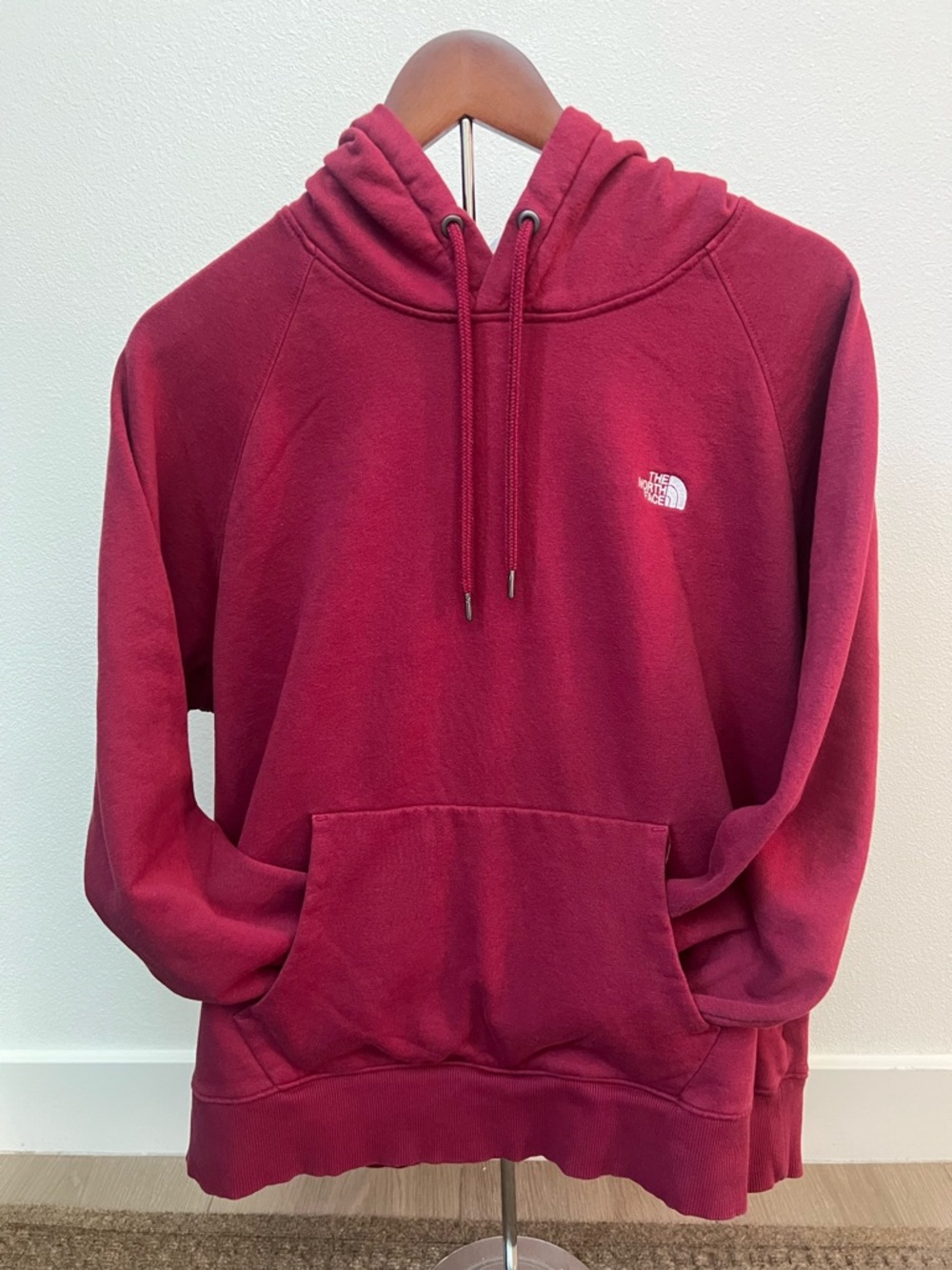 North Face Women's Evolution Hoodie Burgundy , Size XL